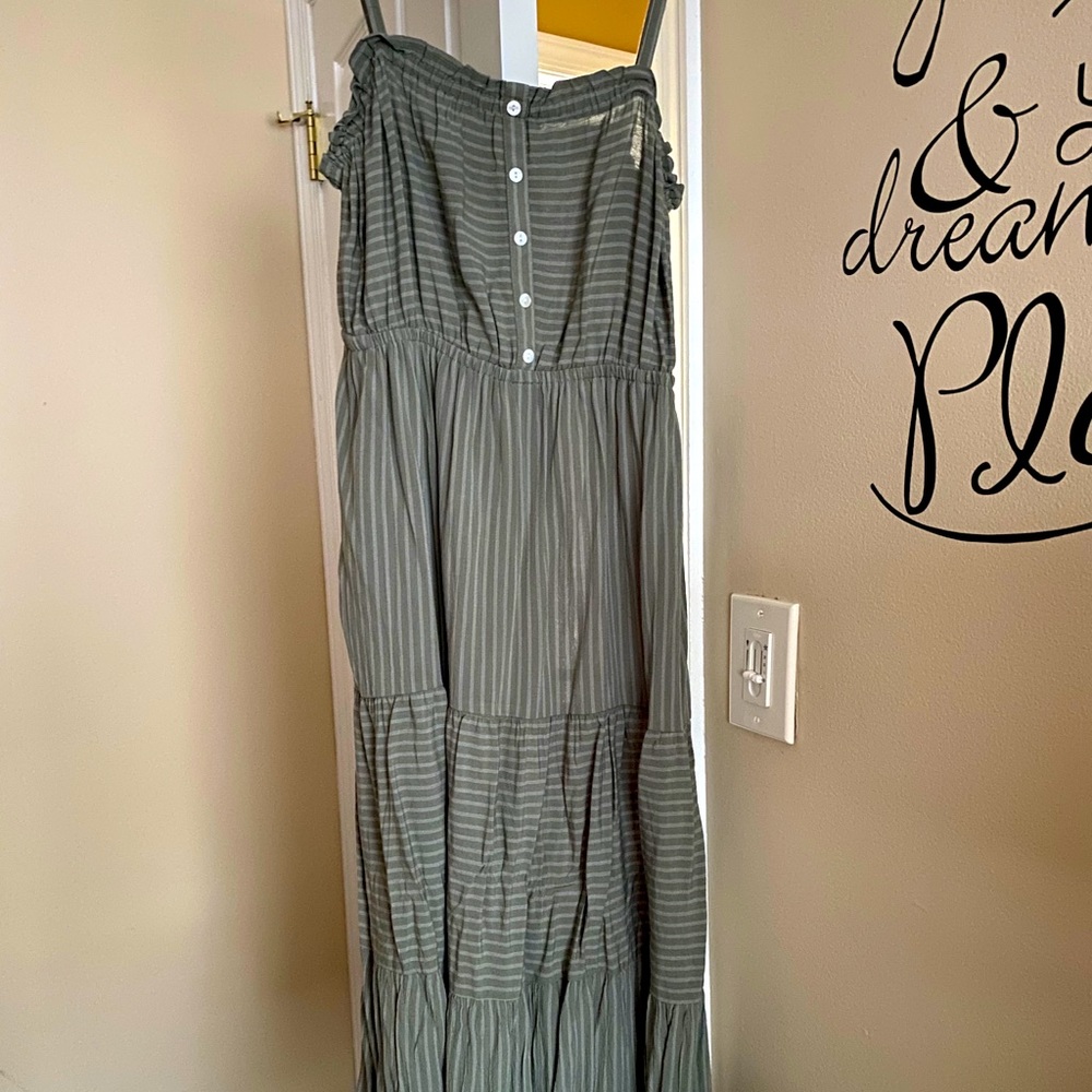 Universal Thread Sun Dress